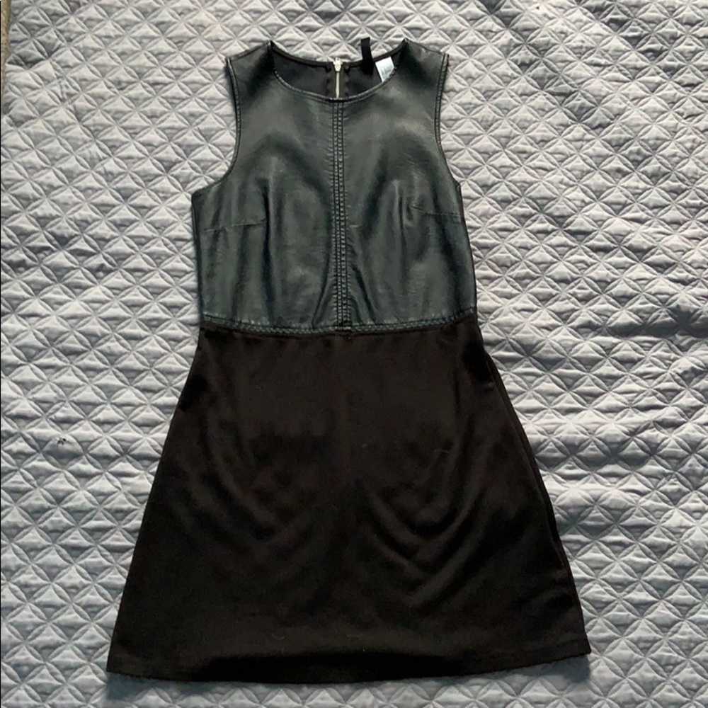 A black dress. Only wore a few times!